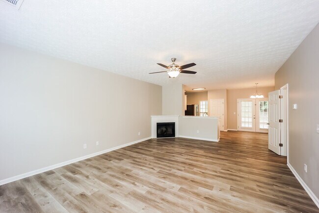 Foto del edificio - 4115 Stone Trace Dr
