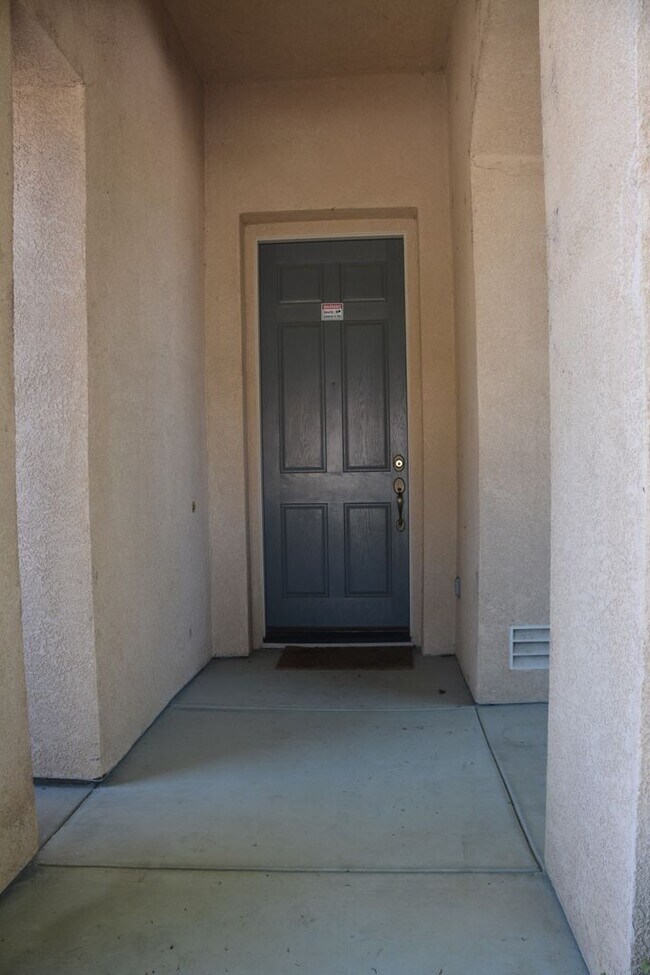 Foto del edificio - Antioch Dallas Ranch/Lone Tree area 4 bedroom, 3 bath home for rent