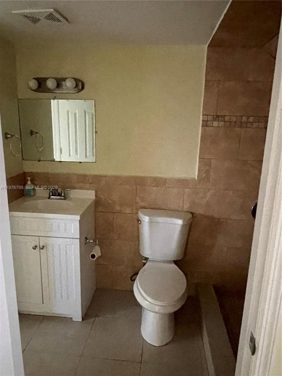 Foto del edificio - 1024 W 79th St