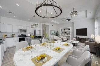 Building Photo - Boca Raton