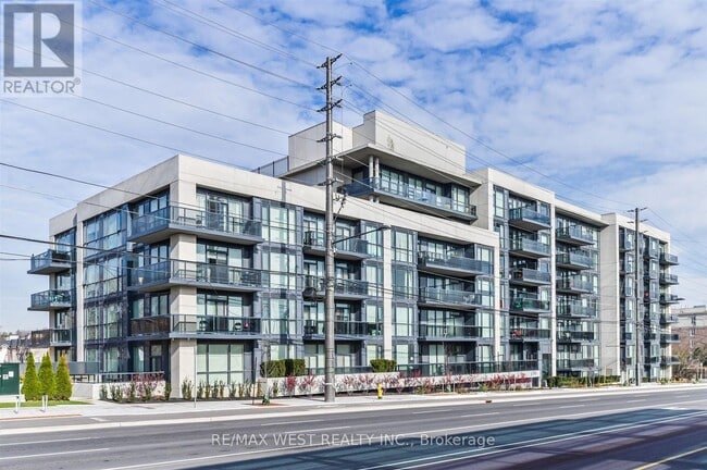 Building Photo - 4700 Hwy 7