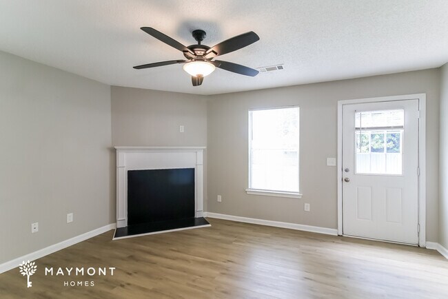 Foto del edificio - 5803 Waggoner Ct