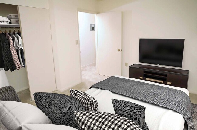 Dormitorio - Varsity Square