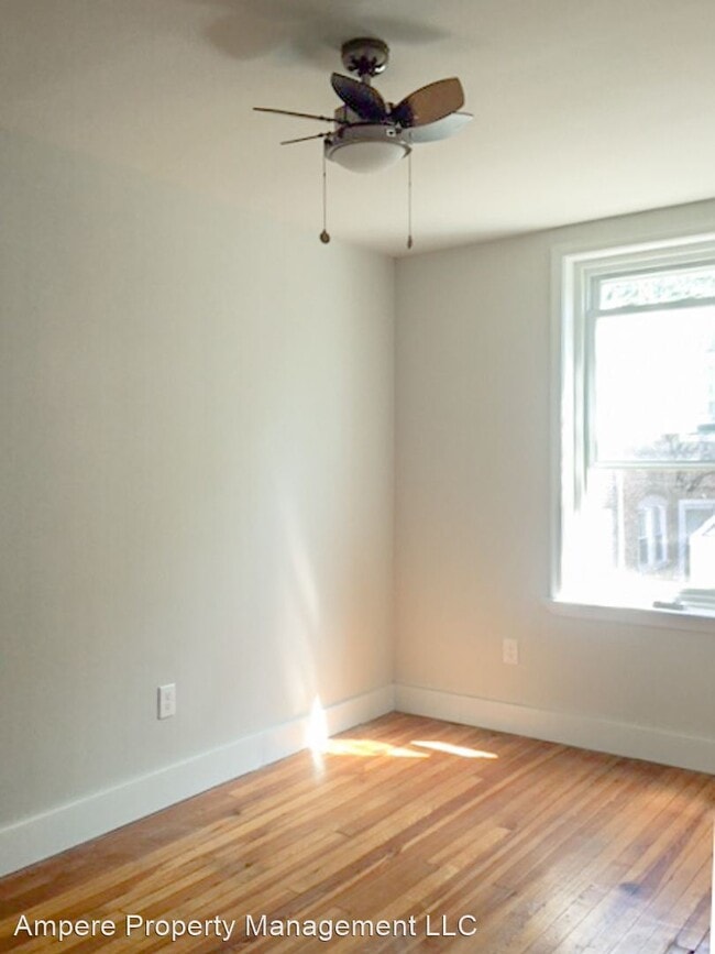 Building Photo - 3 br, 1 bath House - 1109 S Peach St