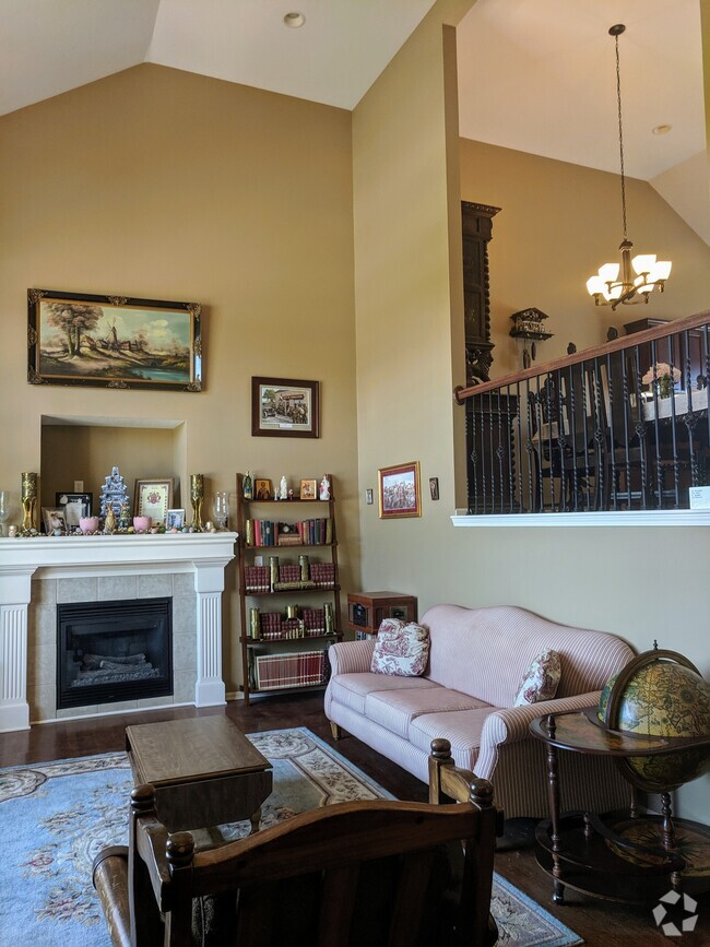 Building Photo - 1632 Olivia Dancing Trail
