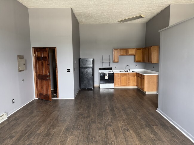 Photo - 251 Main St Apartment