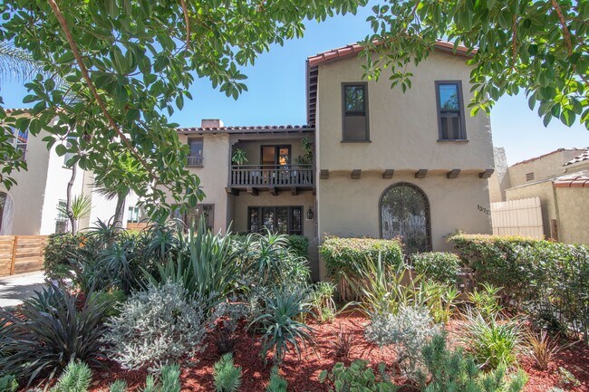 Front of duplex - 1370 S Orange Dr