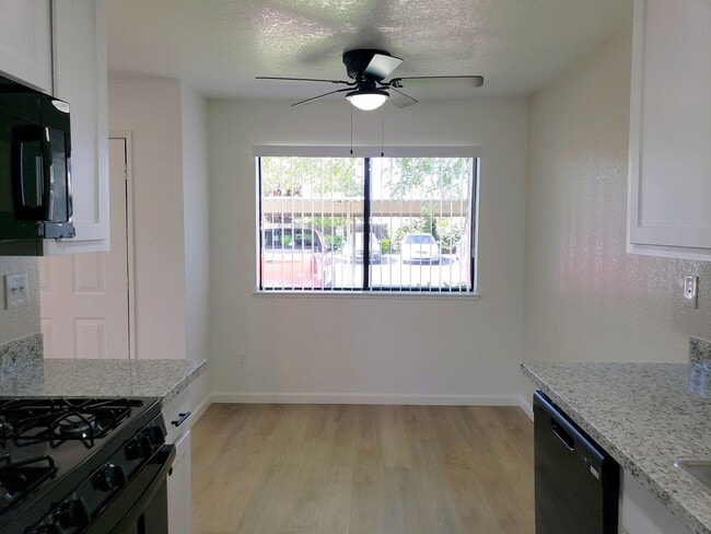 Interior Photo - Manteca Golf and Tennis Villas