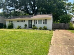 Building Photo - 397 McDermitt Rd