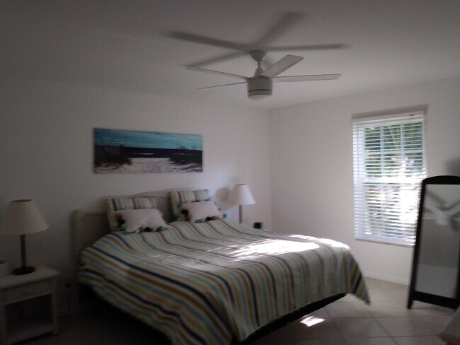 Building Photo - 111 Bobolink Way