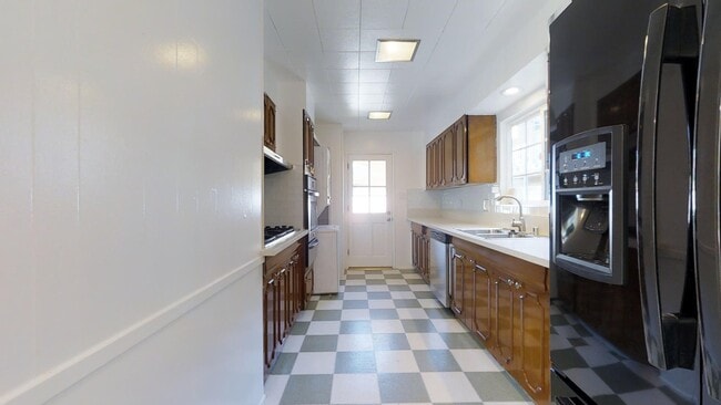 Photo - 3758 Tuller Avenue House
