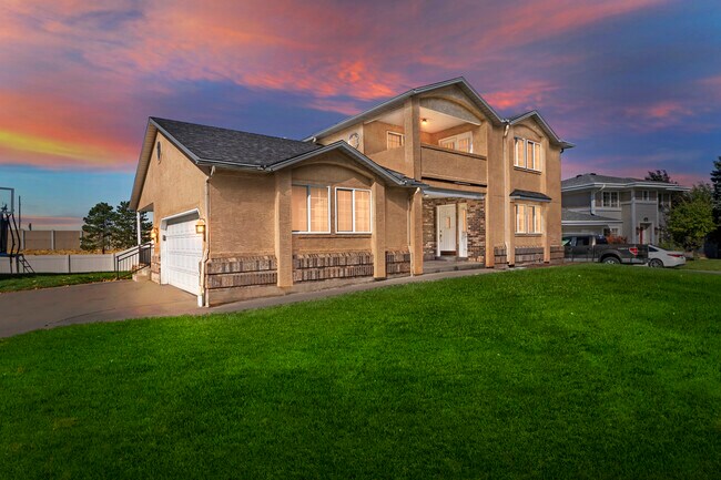 Foto del edificio - 3666 Pearblossom Cir