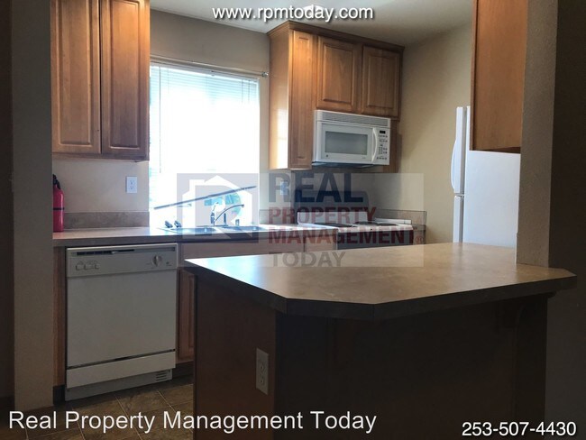 Building Photo - 3018 S 43rd St