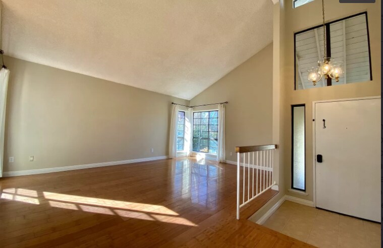 Building Photo - 3432 Radcliffe Rd