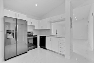 Building Photo - 13125 SW 64th Terrace