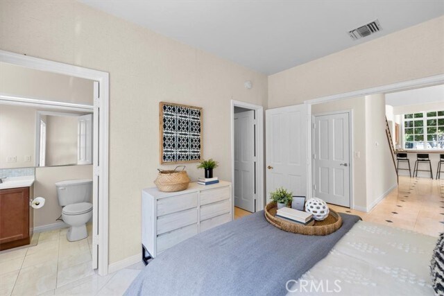 Foto del edificio - 10 Hillcrest Meadows