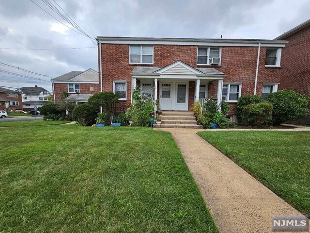 Primary Photo - 309 Hillside Ave