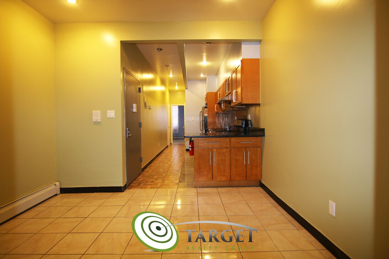 Foto principal - 118 Wyckoff Ave