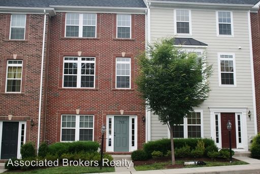 Primary Photo - 3 br, 3 bath House - 723 Rainier Road
