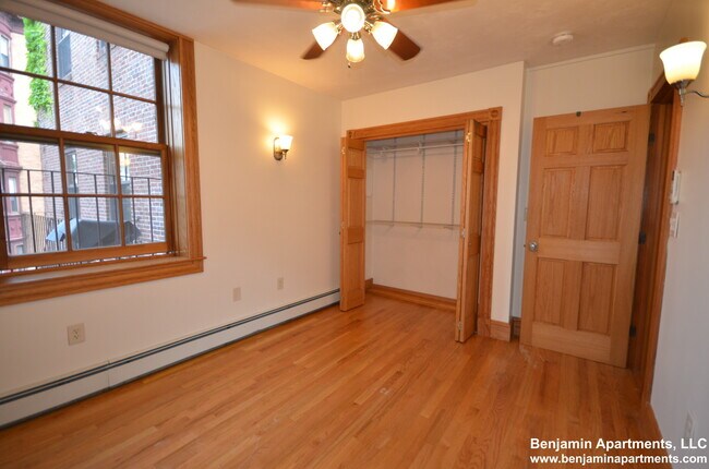 Foto del edificio - 89 Myrtle St