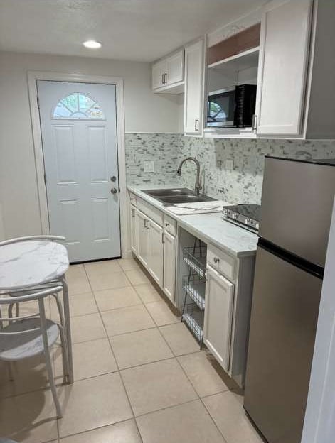 Building Photo - 16102 Foxfire Dr