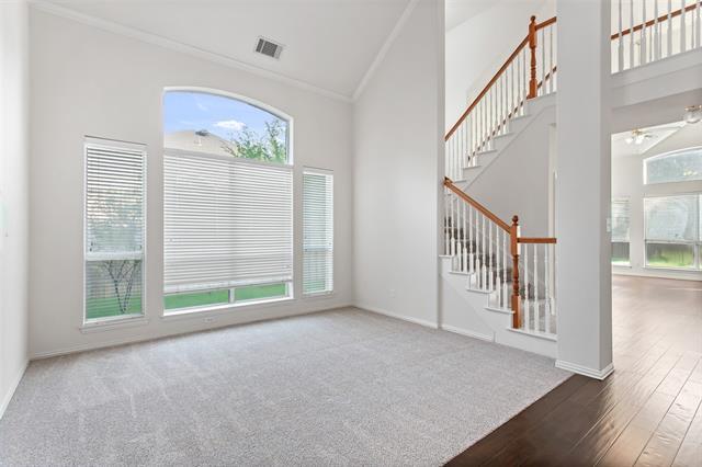 Building Photo - 915 Falcon Trail