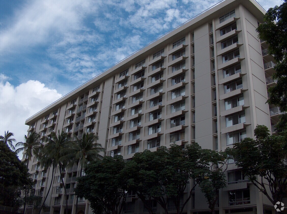 Queen Emma Gardens Apartments in Honolulu, HI