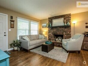 Building Photo - 7721 Rosewood Dr