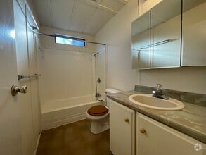 Building Photo - 3748 Lake Almanor Dr