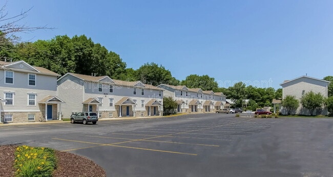 Building Photo - 4477 Lake Michigan Dr