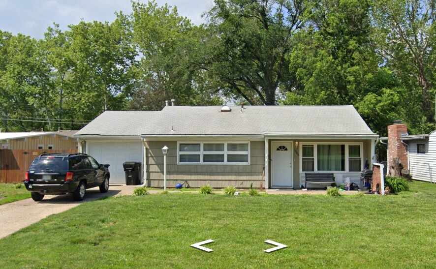 1540 SW Shunga Dr, Topeka, KS 66611 House Rental in Topeka, KS