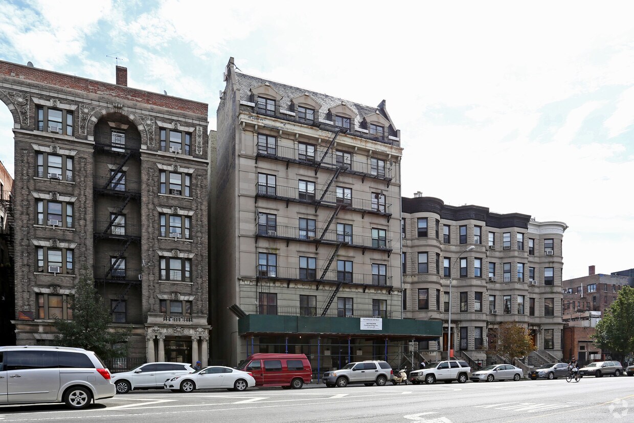 Foto del edificio - 770 Saint Nicholas Ave