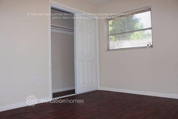 Building Photo - 139 W Lauren Ct