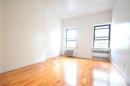 Building Photo - 1432 2nd Ave