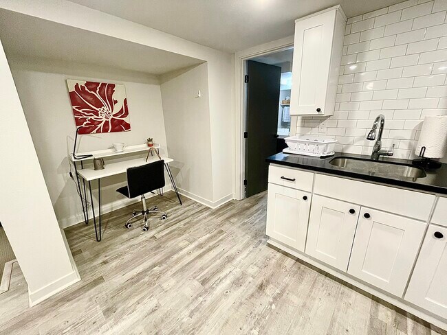 Office nook with desk & chair - 5306 NE 15th Ave