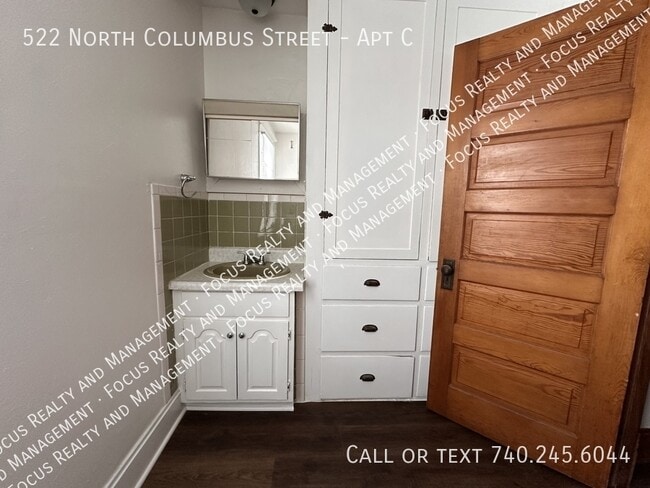 Foto del edificio - 522 N Columbus St