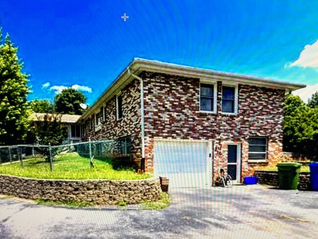 Foto del edificio - 775 Caribou Rd