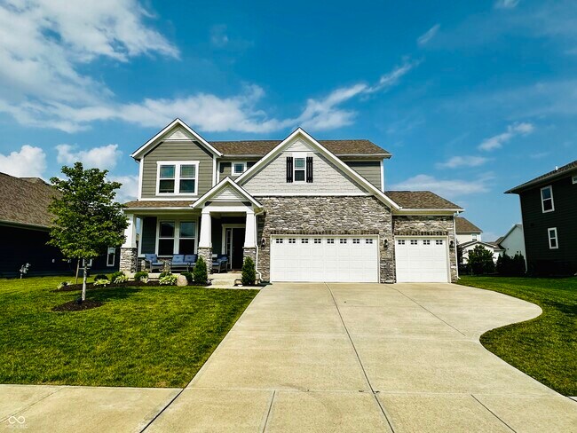 Building Photo - 10553 Stableview Dr