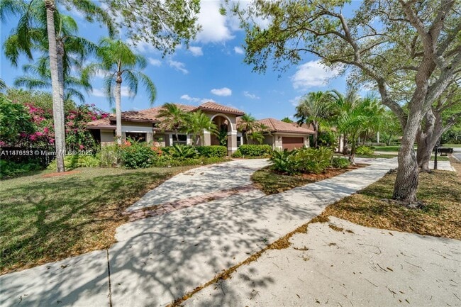 Building Photo - 1180 Manor Ct