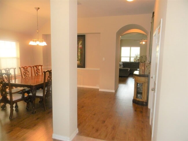 Foto del edificio - 1716 Kittyhawk Dr