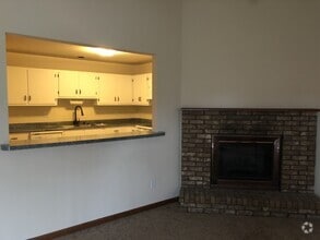 Building Photo - 3106 Chatham Dr