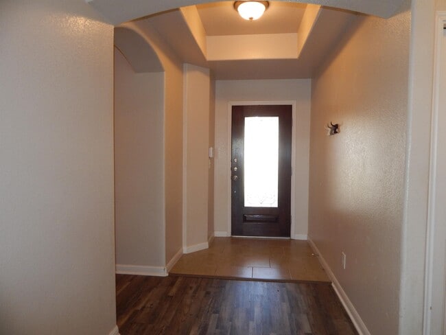 Building Photo - 2512 Camp Cooper Dr