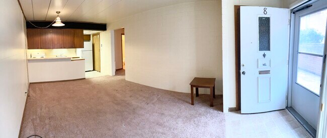 Building Photo - 2740 University Ave