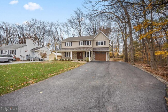 Foto del edificio - 1322 W King Rd