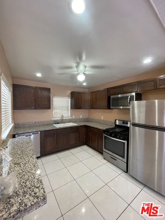 Building Photo - 1246 W 144th St