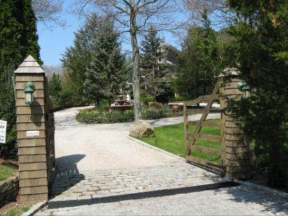 Building Photo - 110 Merchants Path