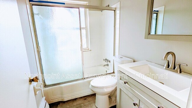 Foto del edificio - 3599 Schwartze Ave