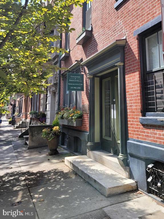 Foto del edificio - 338 S 16th St