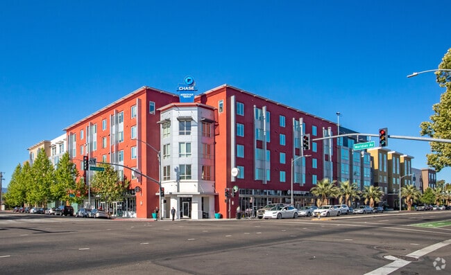 Building Photo - Meridian at Midtown