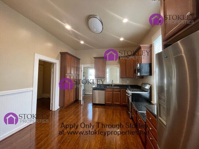 Foto del edificio - 3968 24th St